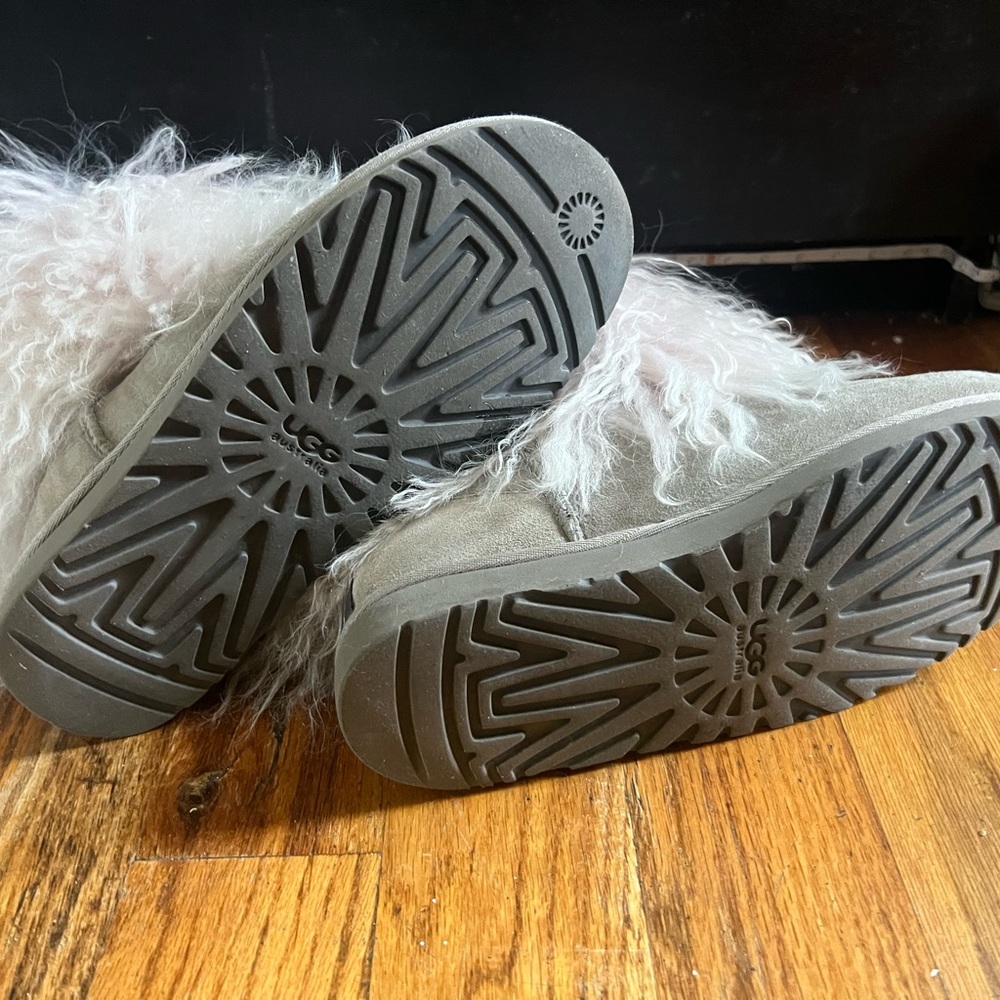Sheep skin cuff ugg boots